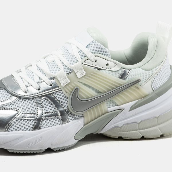 Nike V2K Run Beige White Metallic ALL17606 фото